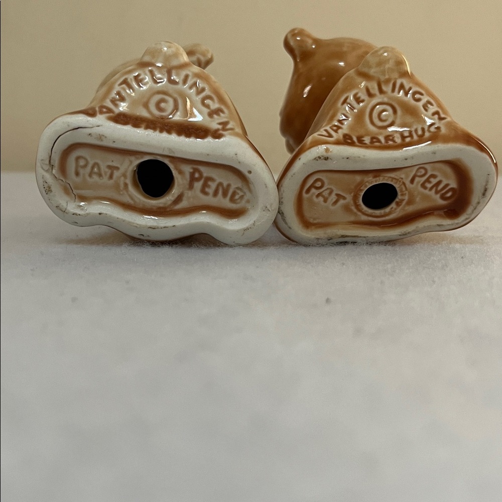 MCM Van Tellingen Hugging Bears Salt and Pepper Shakers vtg - Picture 12 of 14